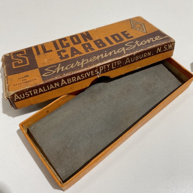 PACKAGING, Silicon Carbide Sharpening Stone Boxed - Vintage